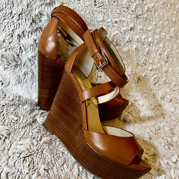 EUC [Michael Kors] Strappy Brown Leather Platform Peep Toe Wedges High Heels | 8 - Picture 3 of 11